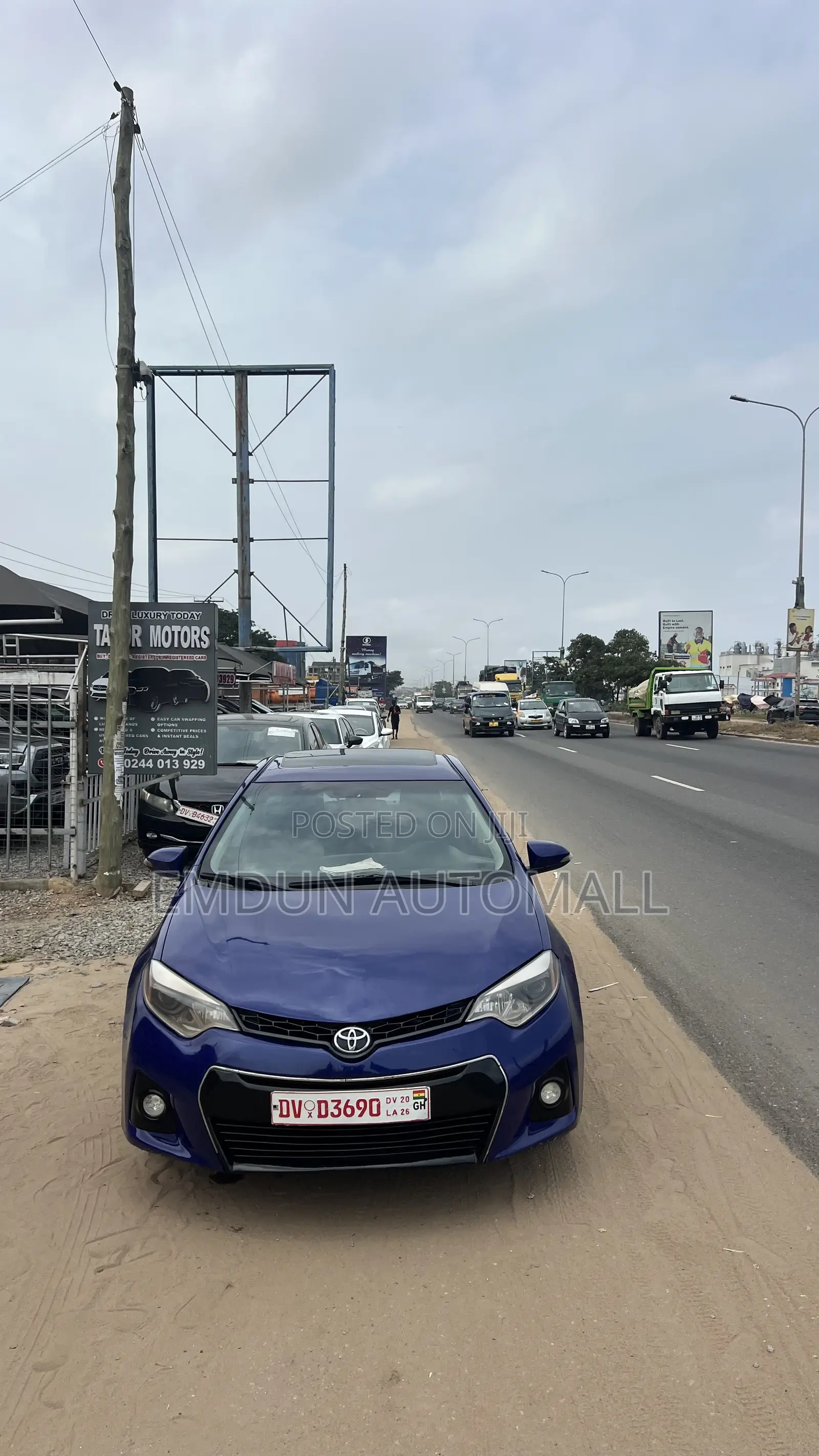 Toyota Corolla LE 4dr Sedan (1.8L 4cyl CVT) 2015 Blue