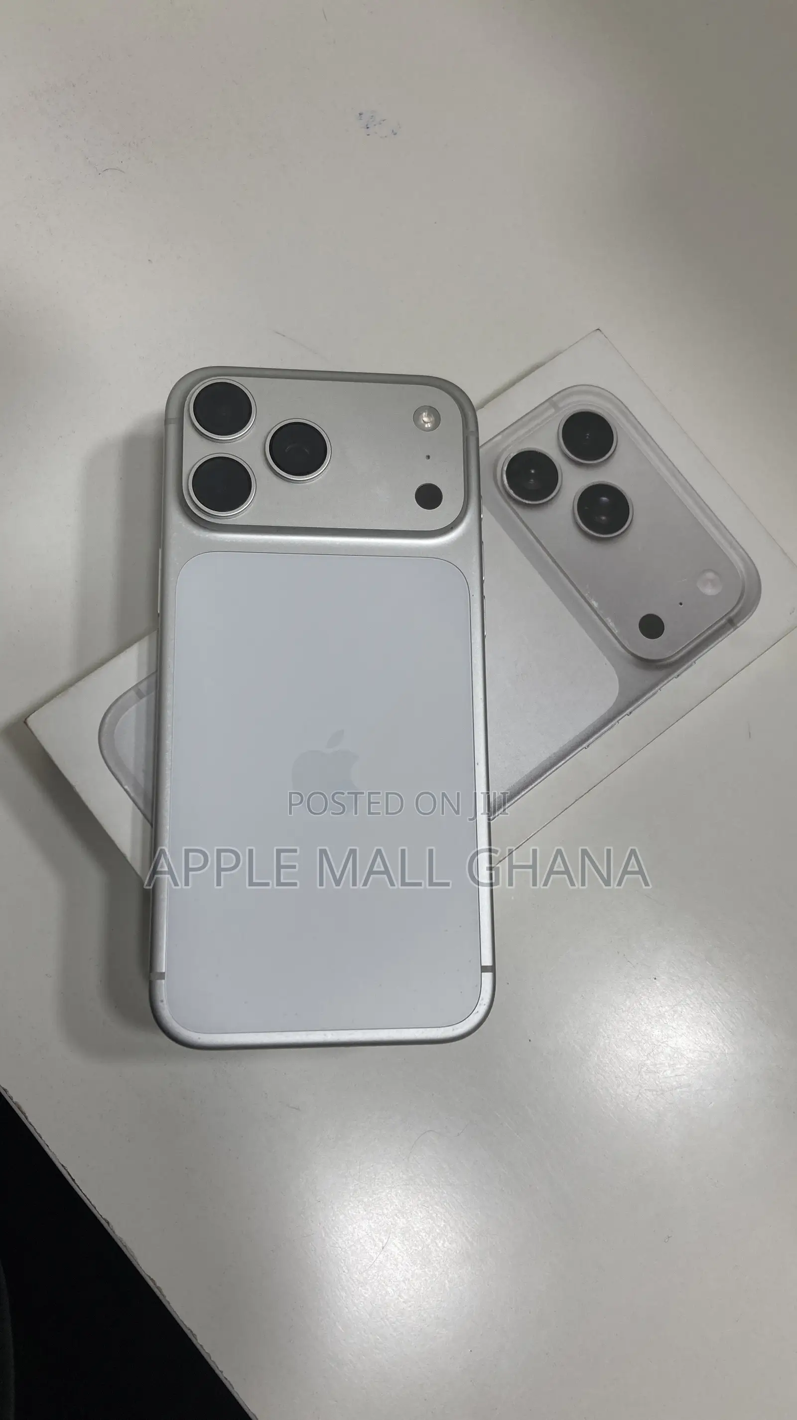 New Apple iPhone 17 Pro 256 GB Silver
