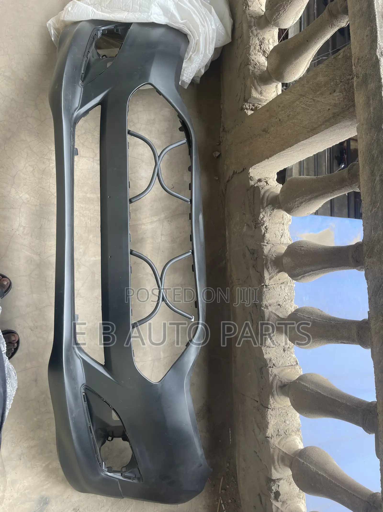 FORD FIESTA 2012-2014 Front Bumper