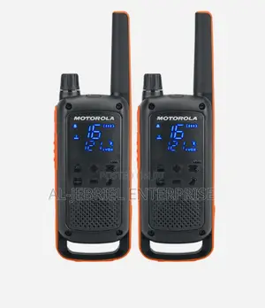 Motorola T82 Walkie Talkie (Twin Pack)
