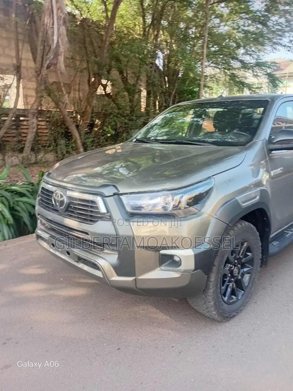 Toyota Hilux 2021 Gray