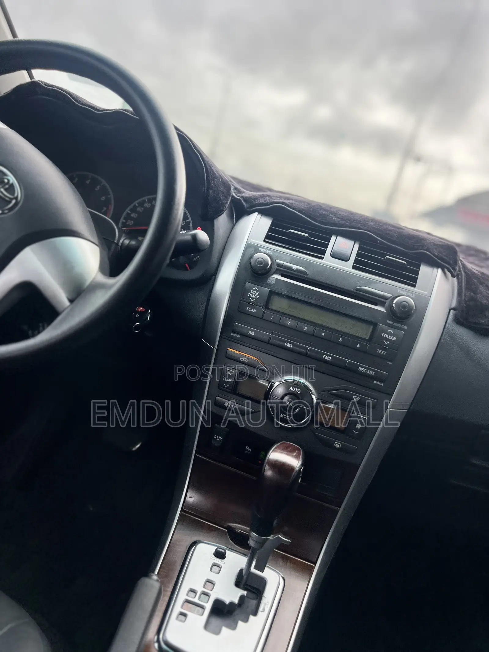 Toyota Corolla Altis 2012 Silver
