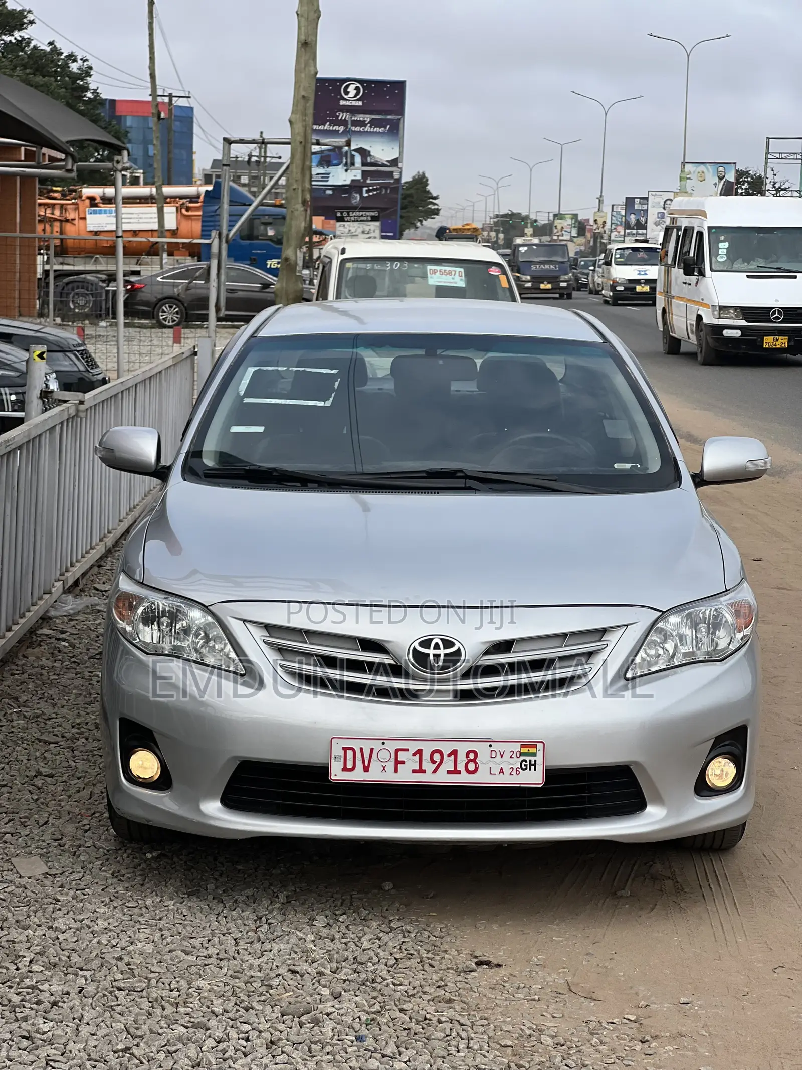 Toyota Corolla Altis 2012 Silver
