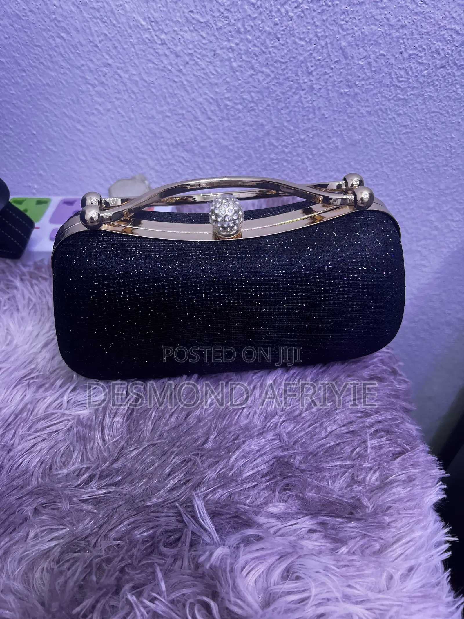 Ladies Luxury Handbag. Stylish and Elegant