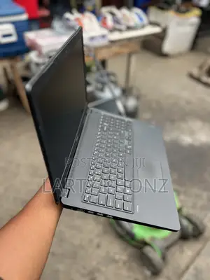 Laptop Dell Latitude 3580 16GB Intel Core i5 SSD 512GB