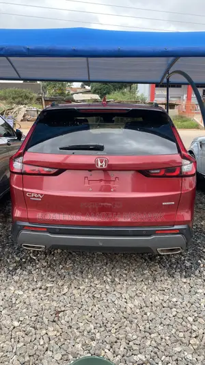 Honda CR-V Hybrid 2024 Red