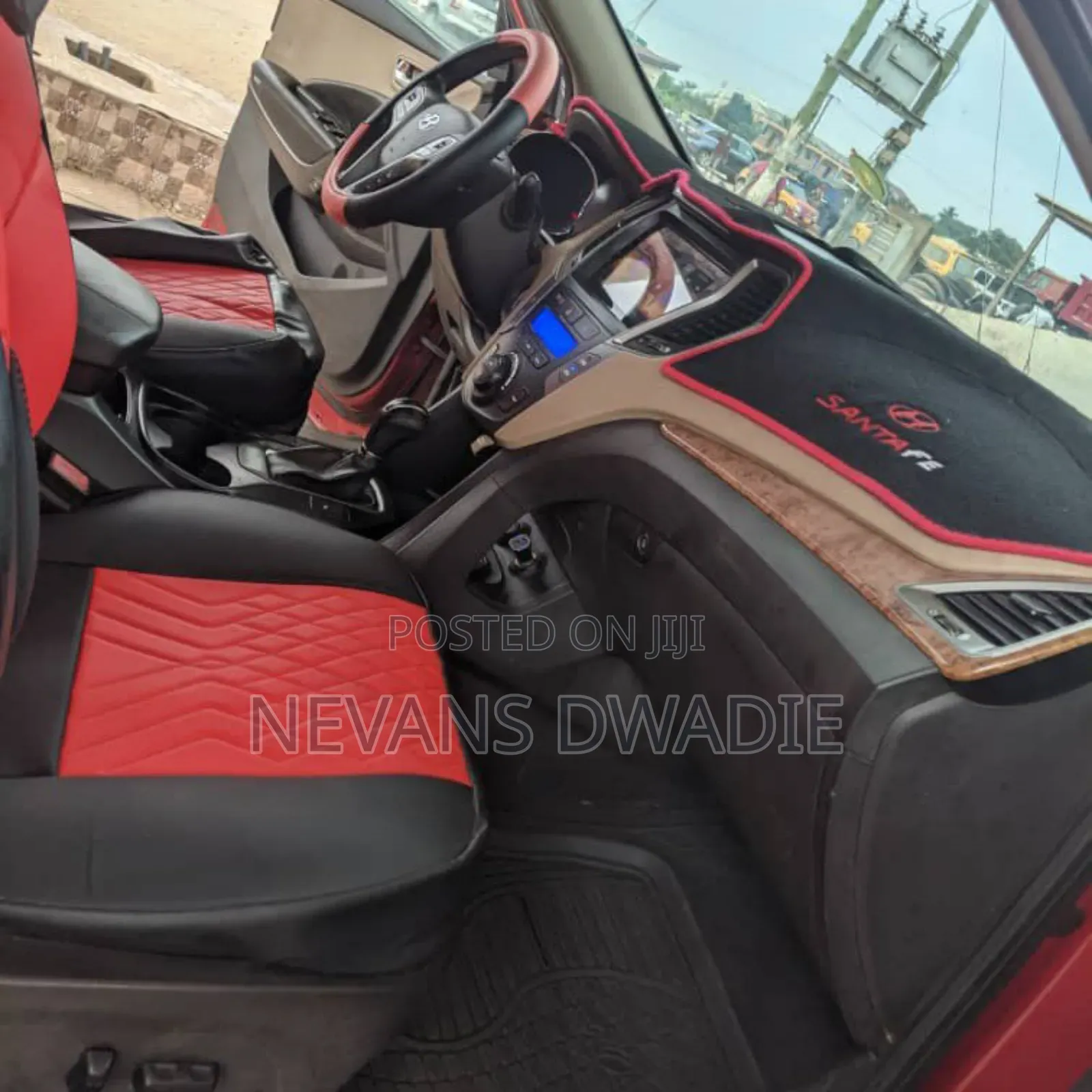 Hyundai Santa Fe 2013 Red