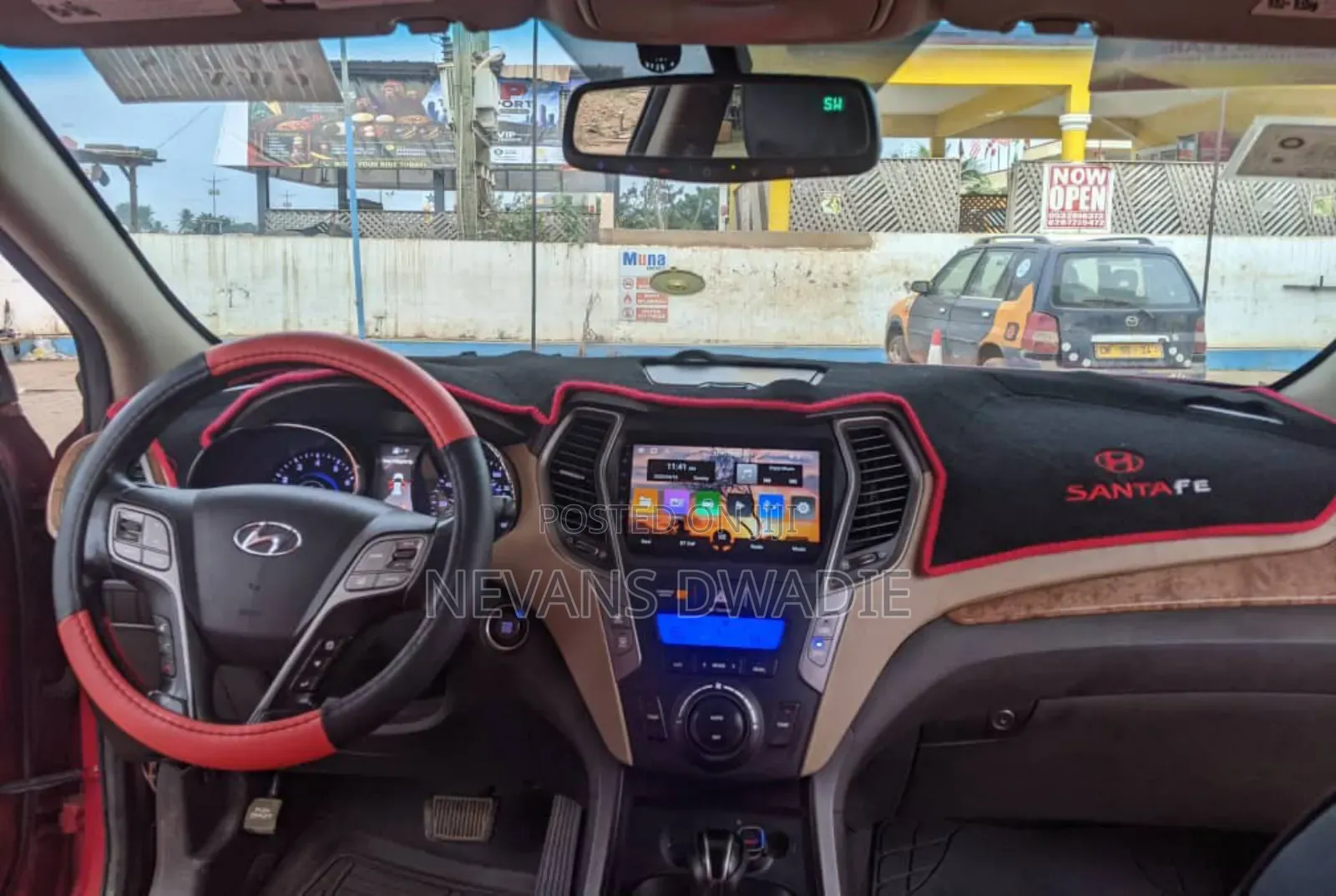 Hyundai Santa Fe 2013 Red