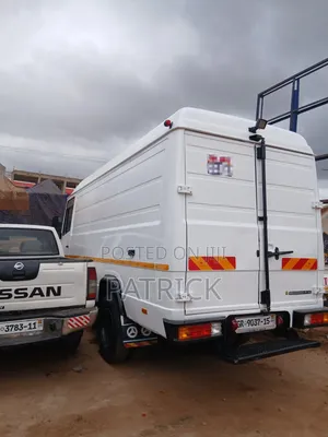Mercedes-Benz T2 1997 White