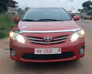 Toyota Corolla 2013 Red