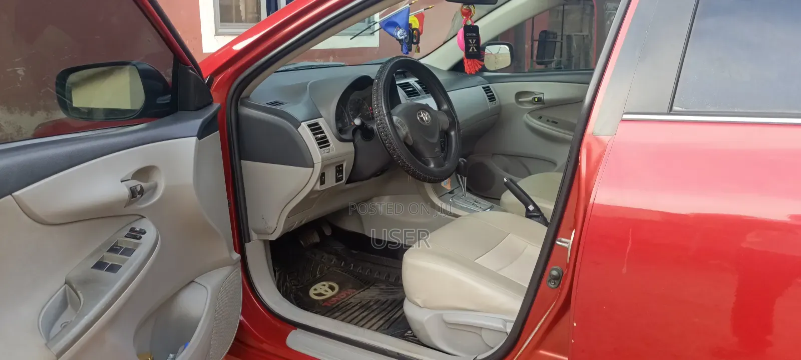 Toyota Corolla 2013 Red