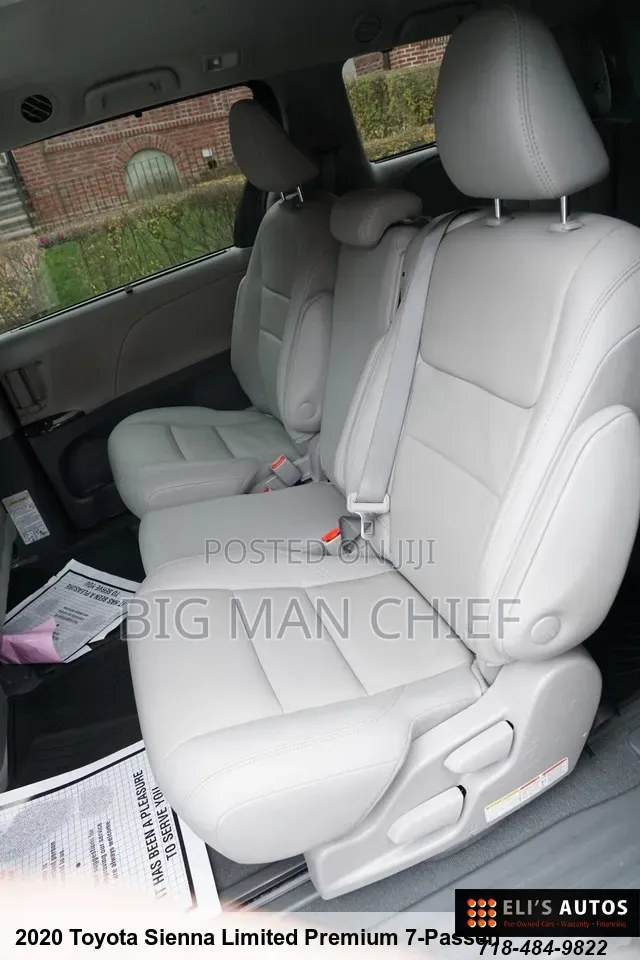 Toyota Sienna 2002 Green