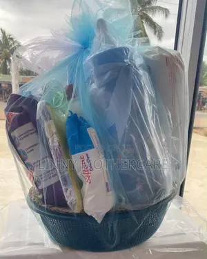 Baby Gifts/Hampers
