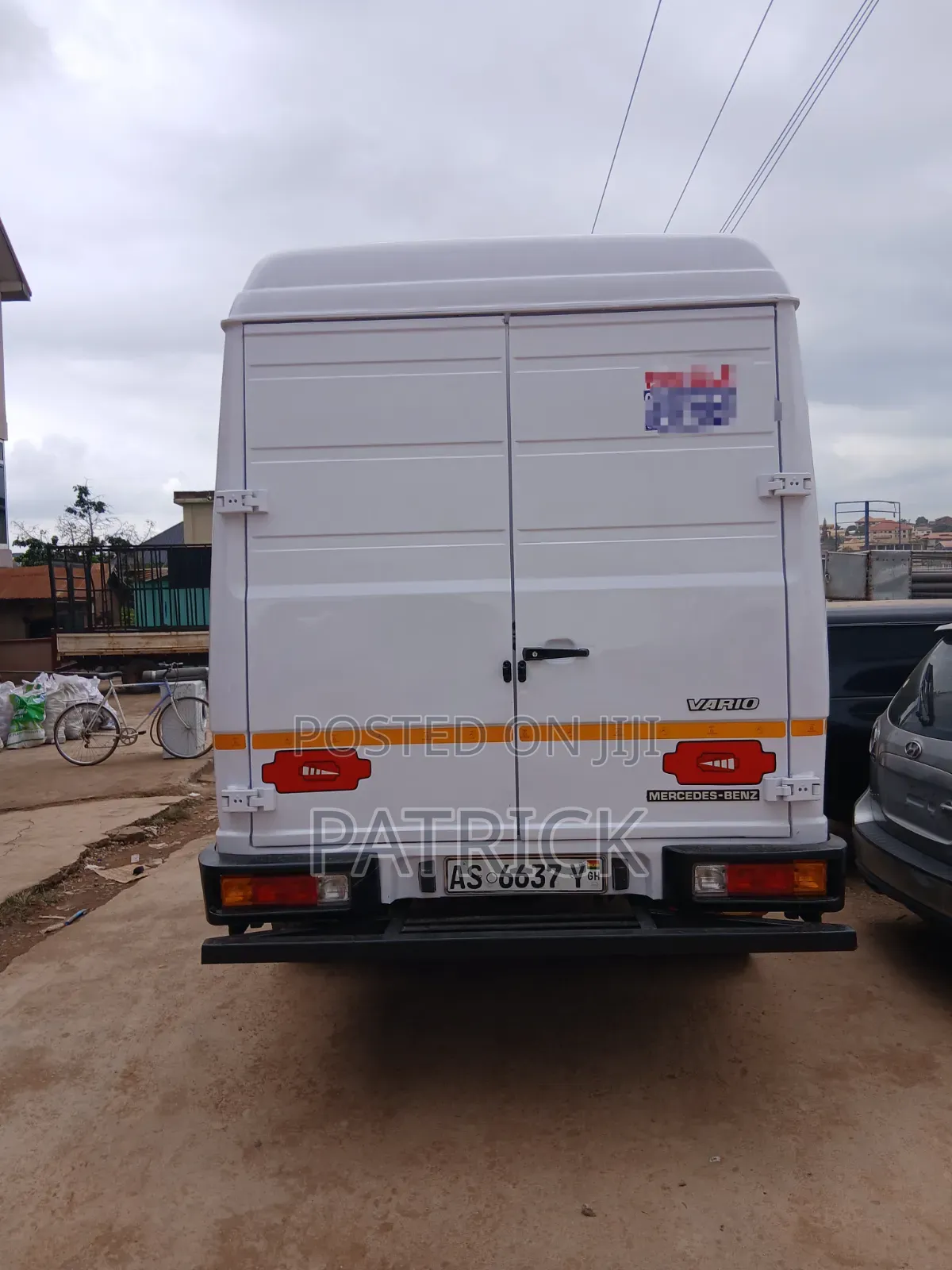 Mercedes-Benz T2 1996 White