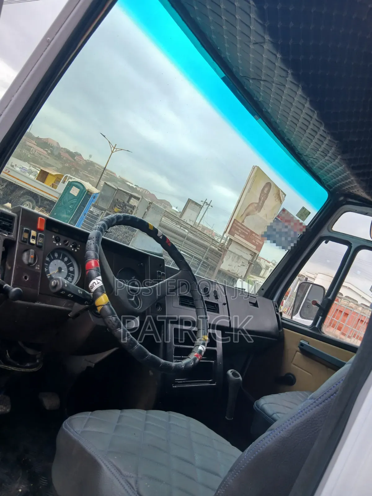 Mercedes-Benz T2 1996 White