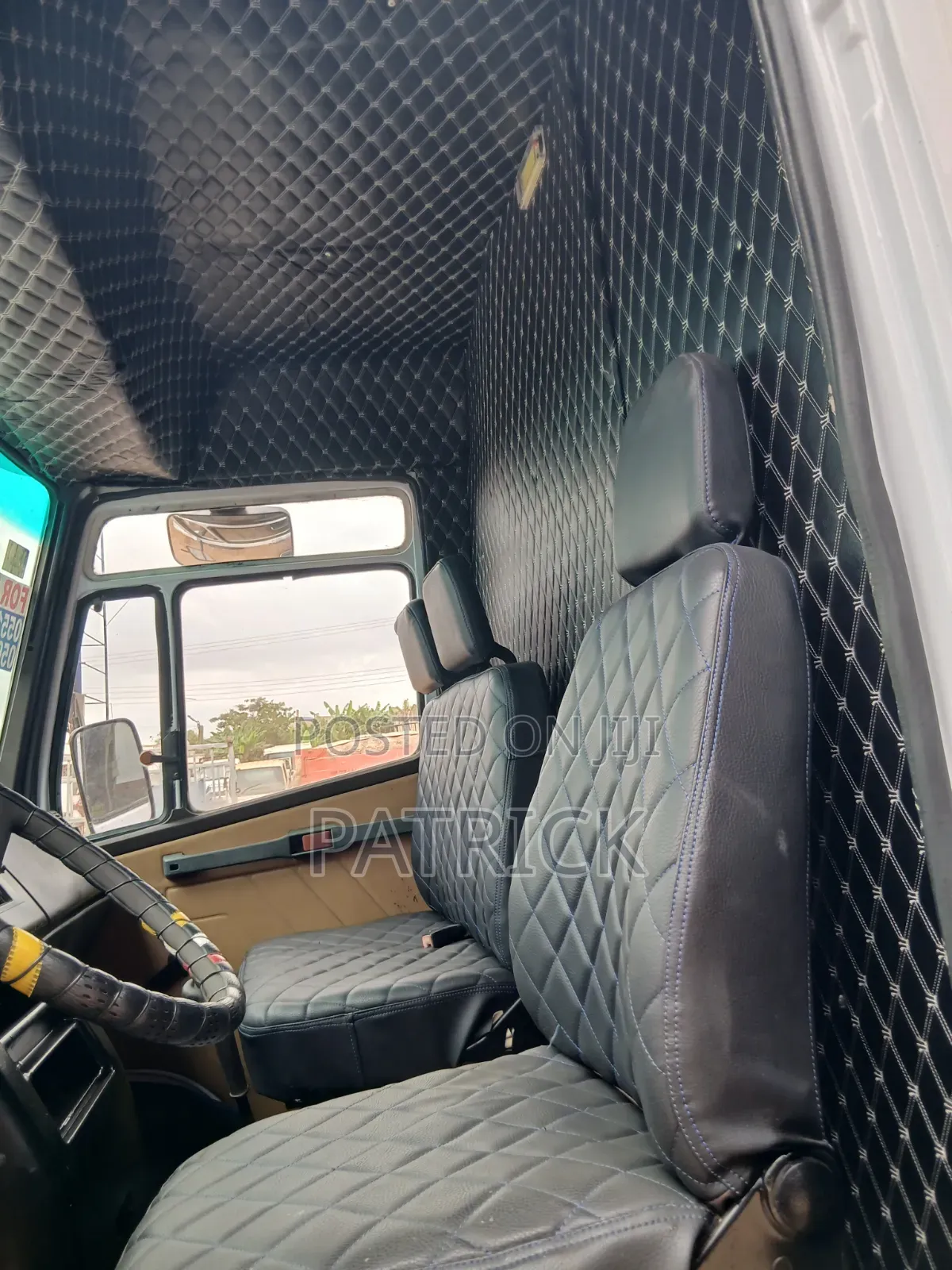 Mercedes-Benz T2 1996 White