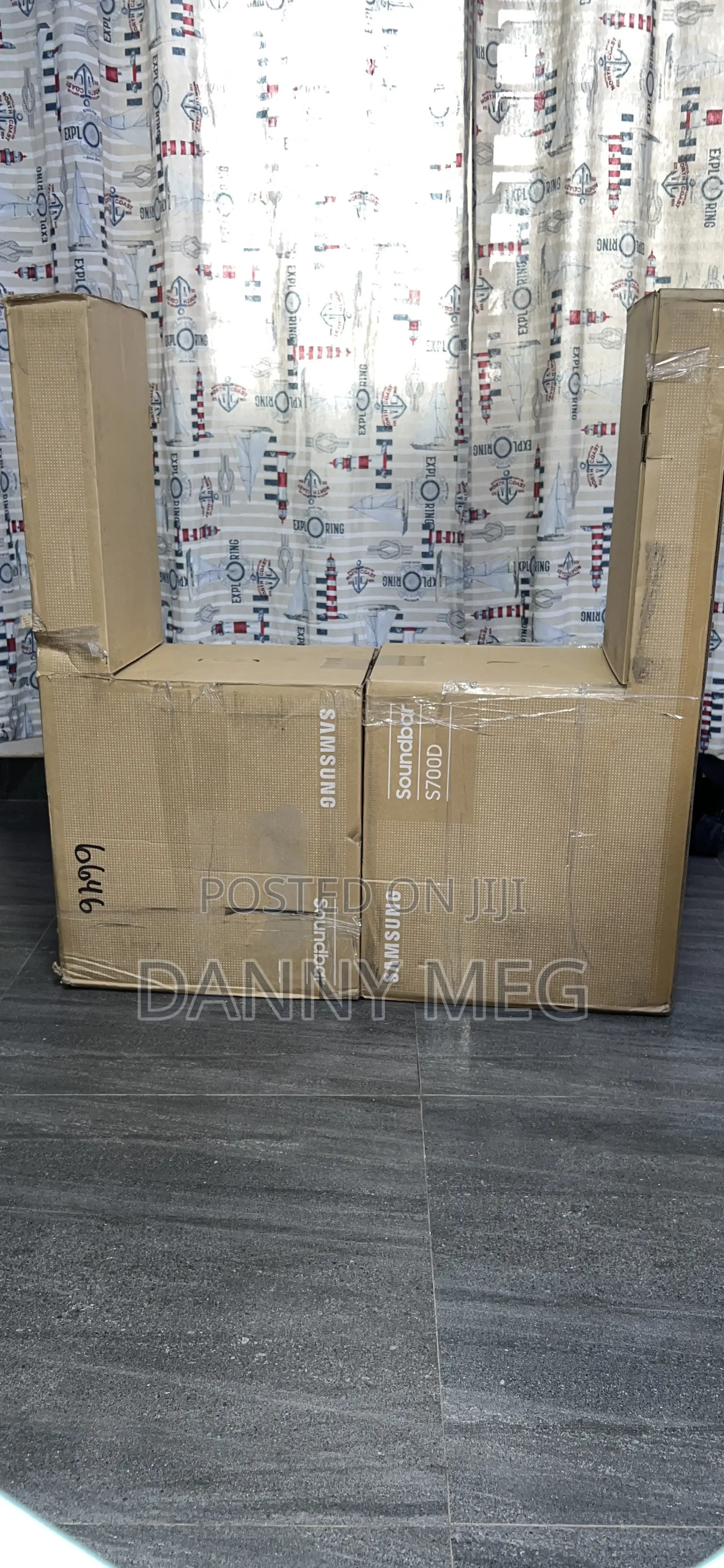 Samsung HW-S700D