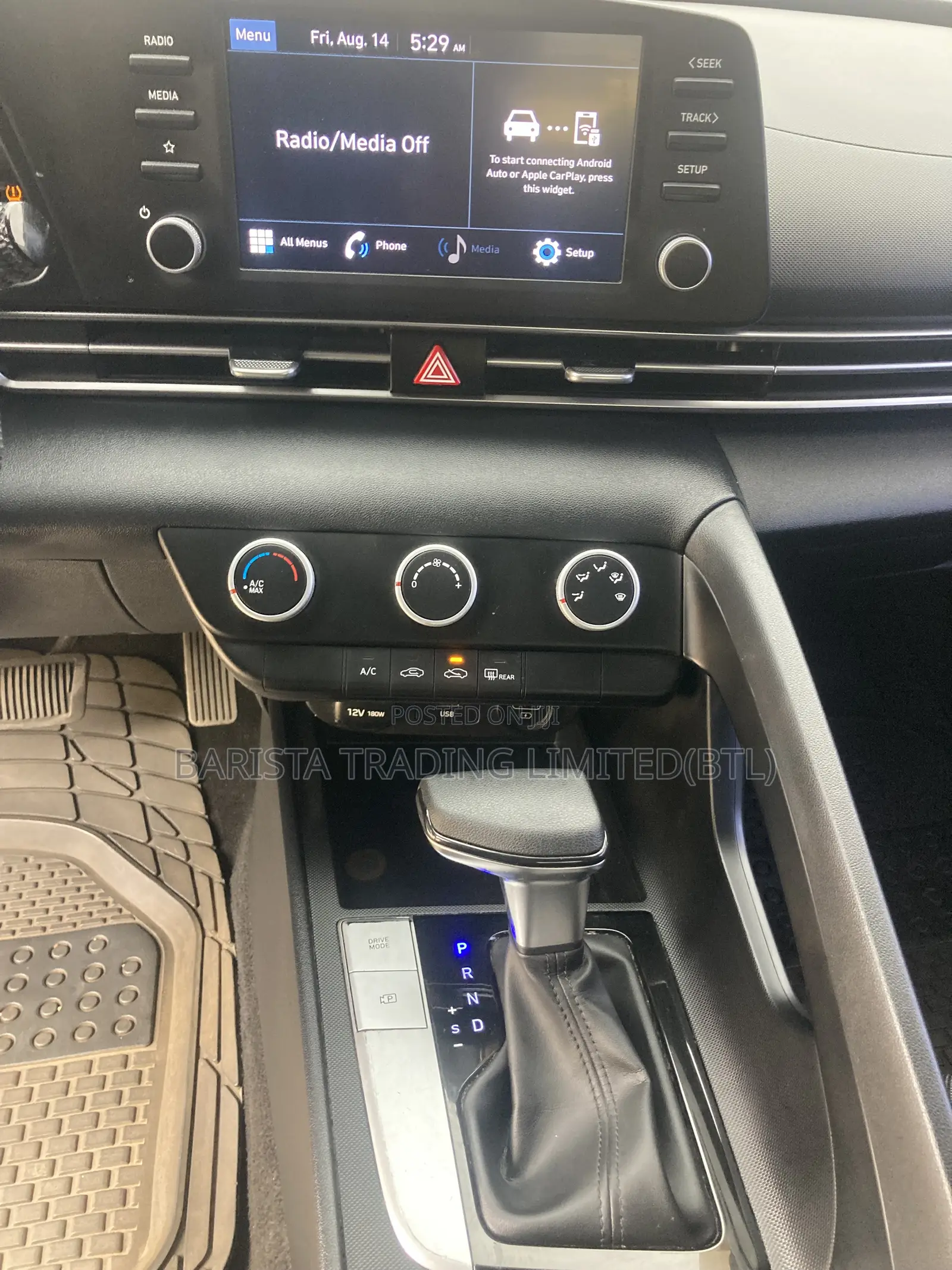 Hyundai Elantra SE 2021 Silver