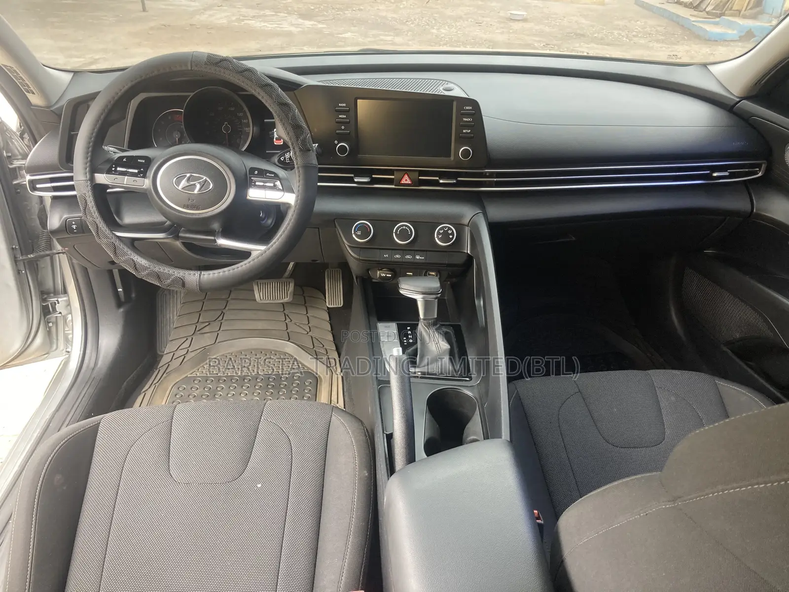 Hyundai Elantra SE 2021 Silver