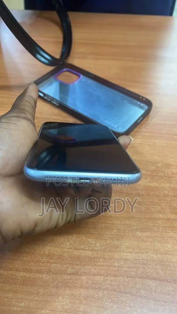 Apple iPhone 11 128 GB Purple
