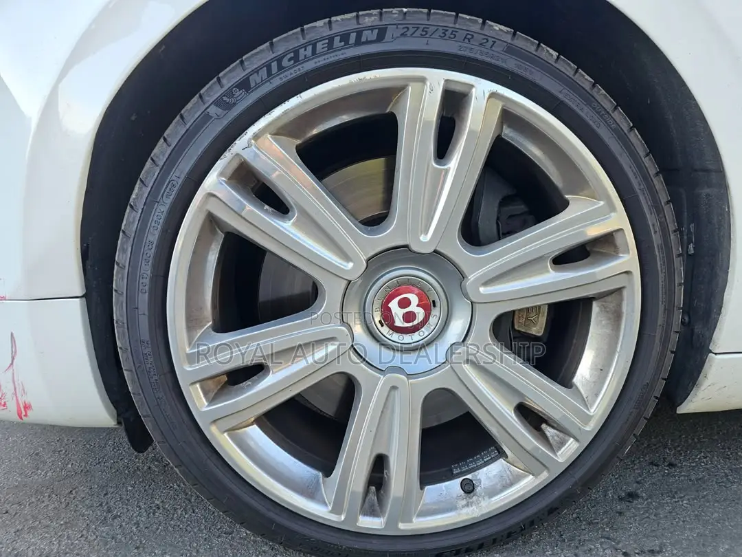 Bentley Flying Spur 2016 White
