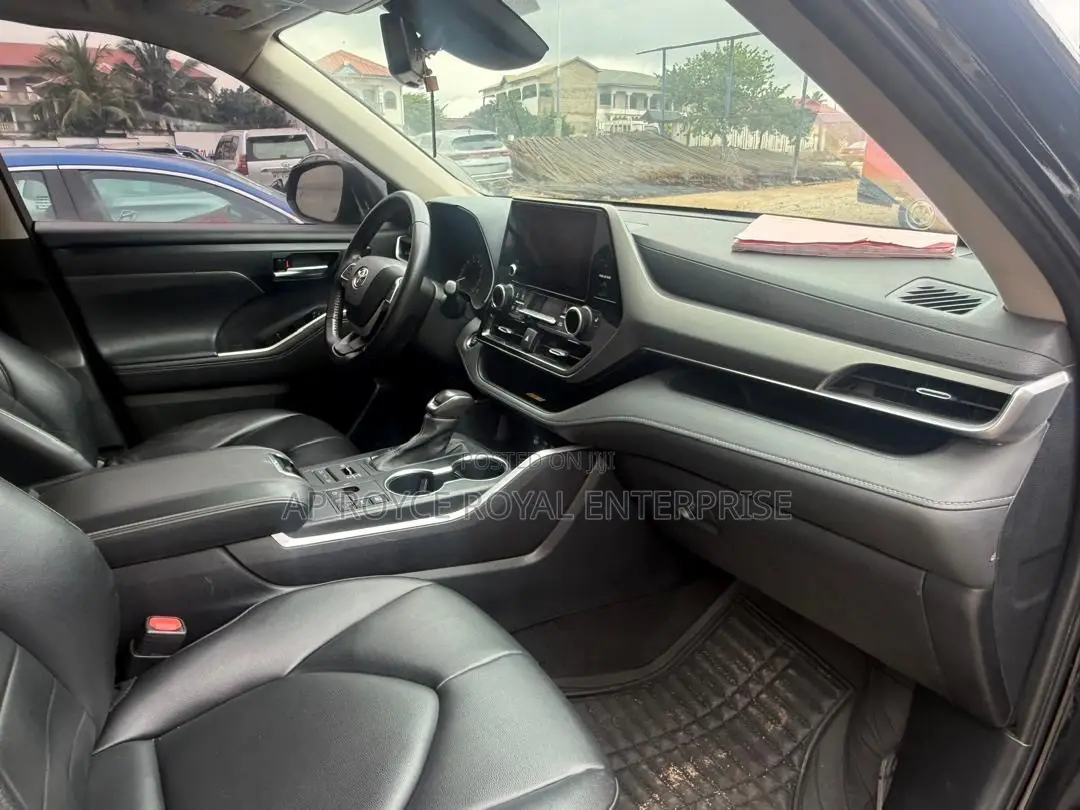 Toyota Highlander Platinum AWD 2023 Blue