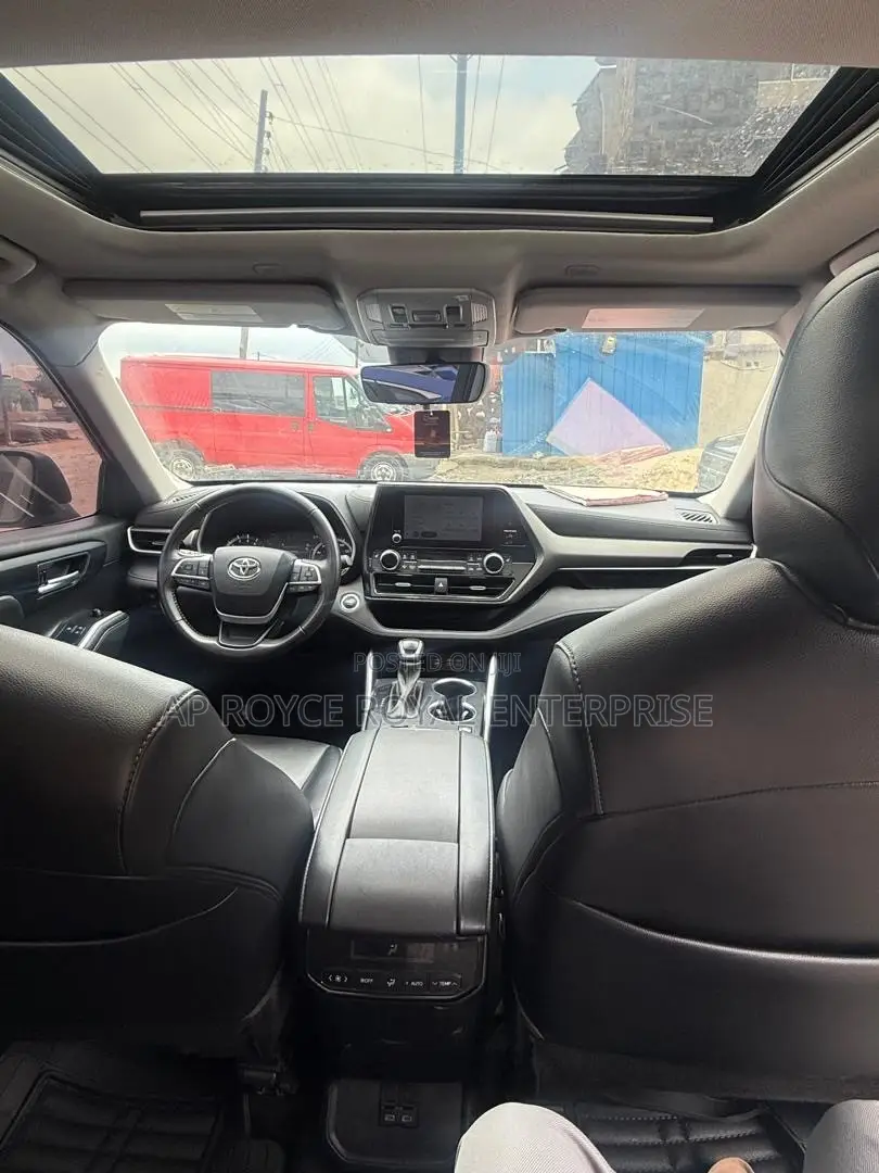 Toyota Highlander Platinum AWD 2023 Blue
