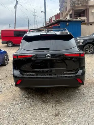 Toyota Highlander Platinum AWD 2023 Blue