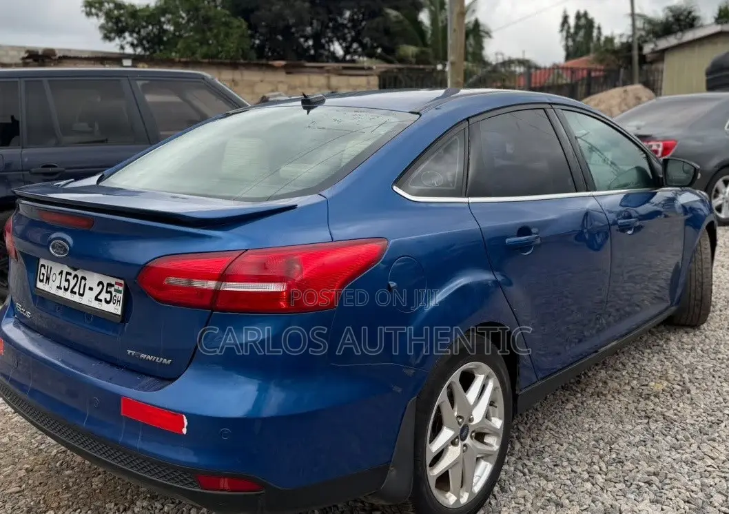 Ford Focus 2018 Blue