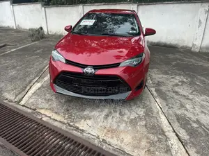 Toyota Corolla LE (1.8L 4cyl 2A) 2019 Red