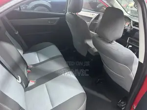 Toyota Corolla LE (1.8L 4cyl 2A) 2019 Red