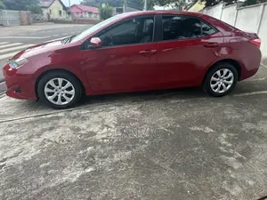 Toyota Corolla LE (1.8L 4cyl 2A) 2019 Red