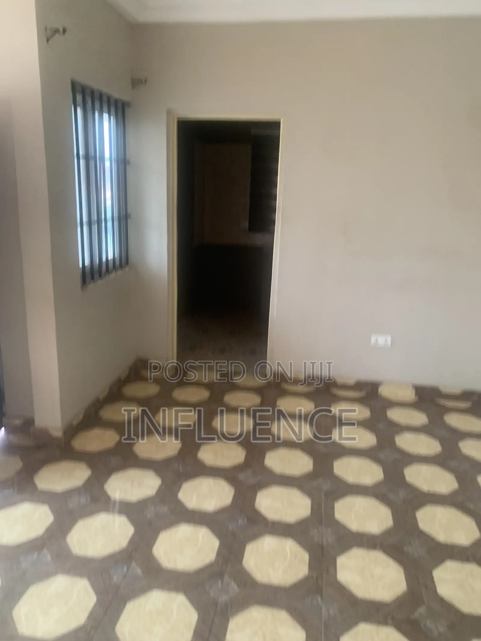 3bdrm Apartment in Lakeside, East Legon for rent