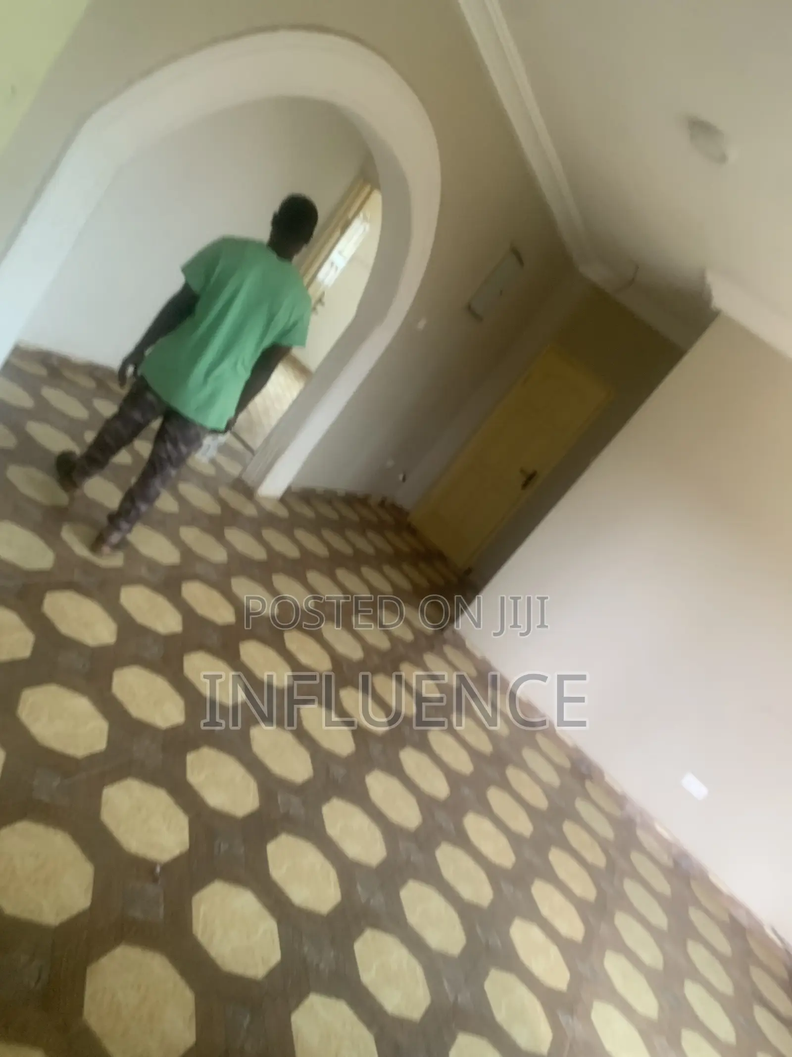 3bdrm Apartment in Lakeside, East Legon for rent