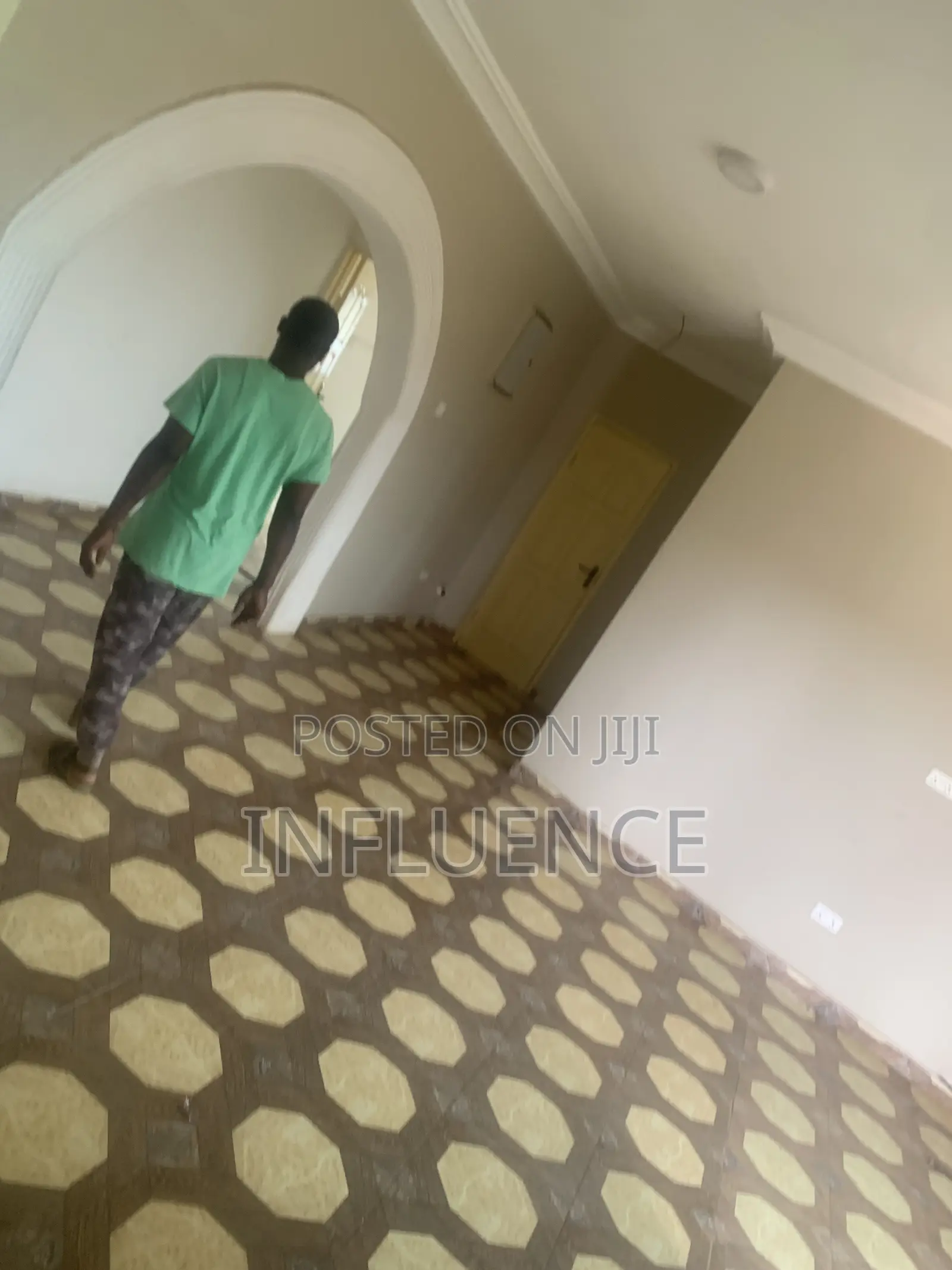 3bdrm Apartment in Lakeside, East Legon for rent