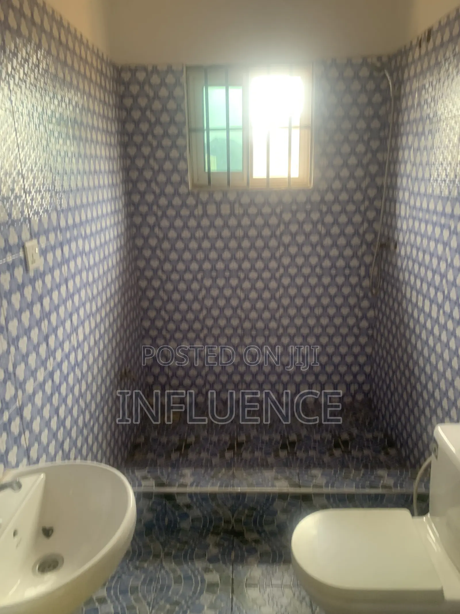 3bdrm Apartment in Lakeside, East Legon for rent