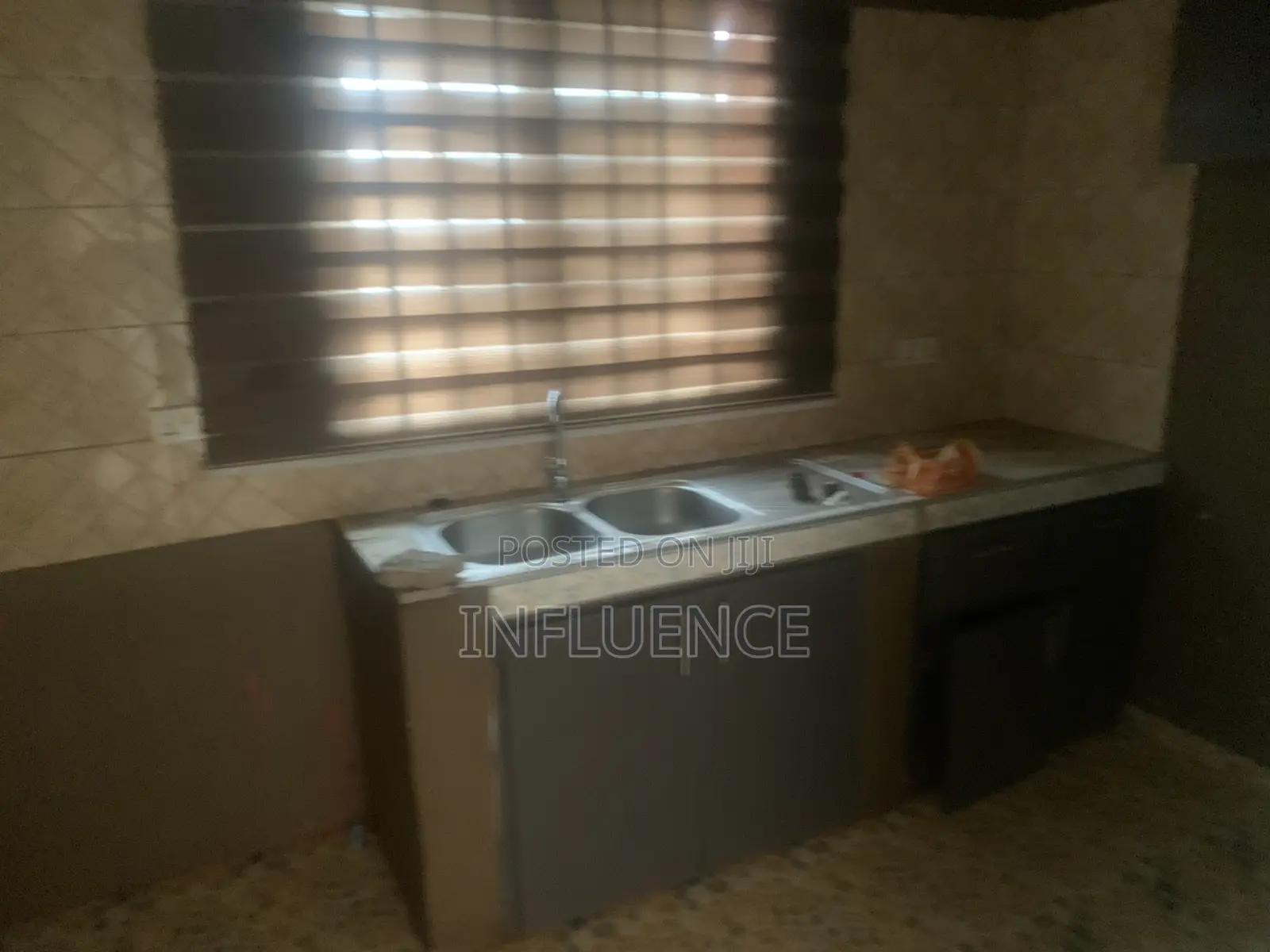3bdrm Apartment in Lakeside, East Legon for rent