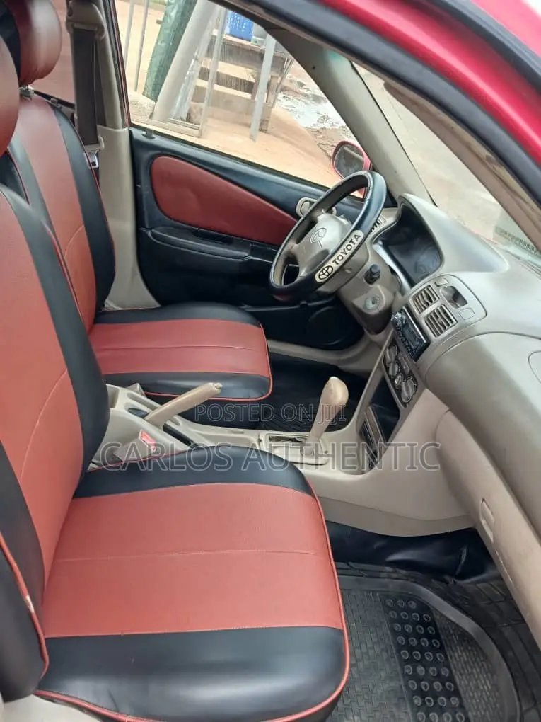 Toyota Corolla 2002 Red