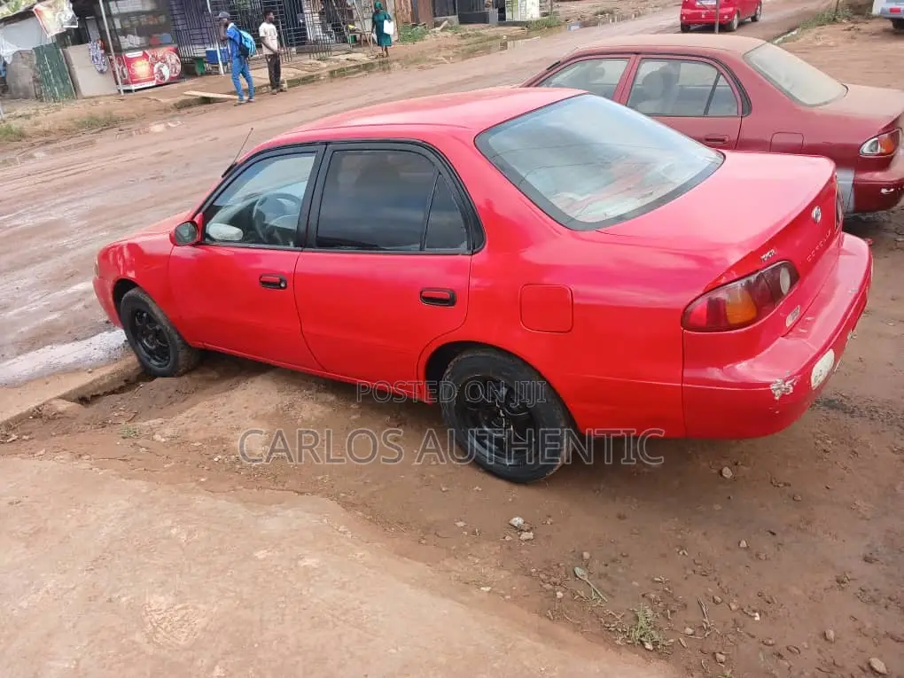 Toyota Corolla 2002 Red