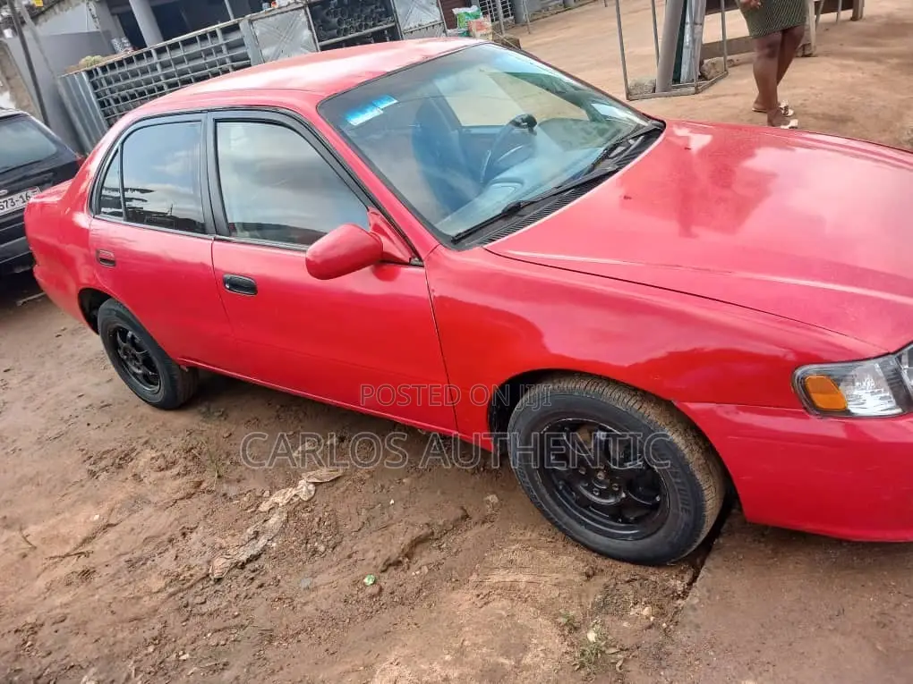 Toyota Corolla 2002 Red