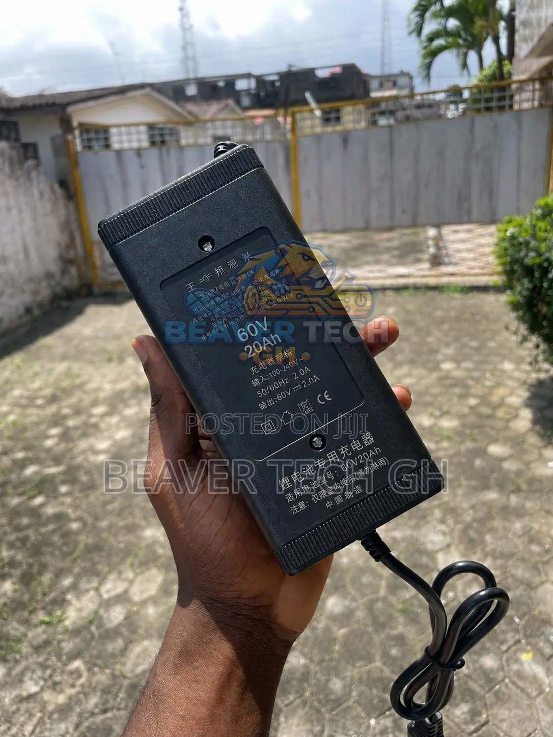 60V Intelligent Multi-Indicator Lead-Acid Battery Charger E-Scooter