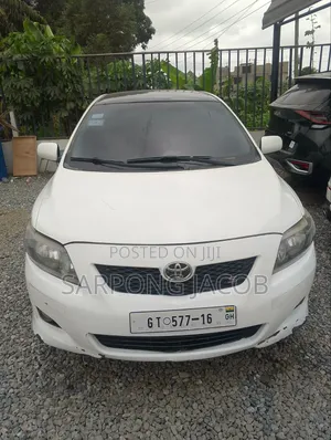 Toyota Corolla 2010 White