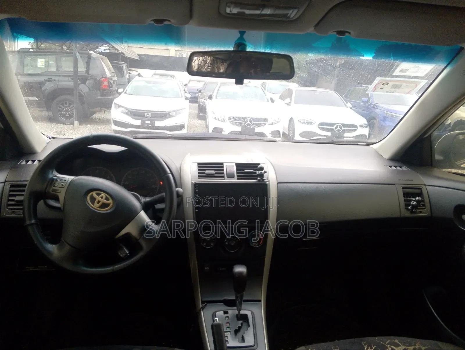 Toyota Corolla 2010 White
