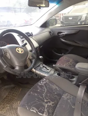 Toyota Corolla 2010 White