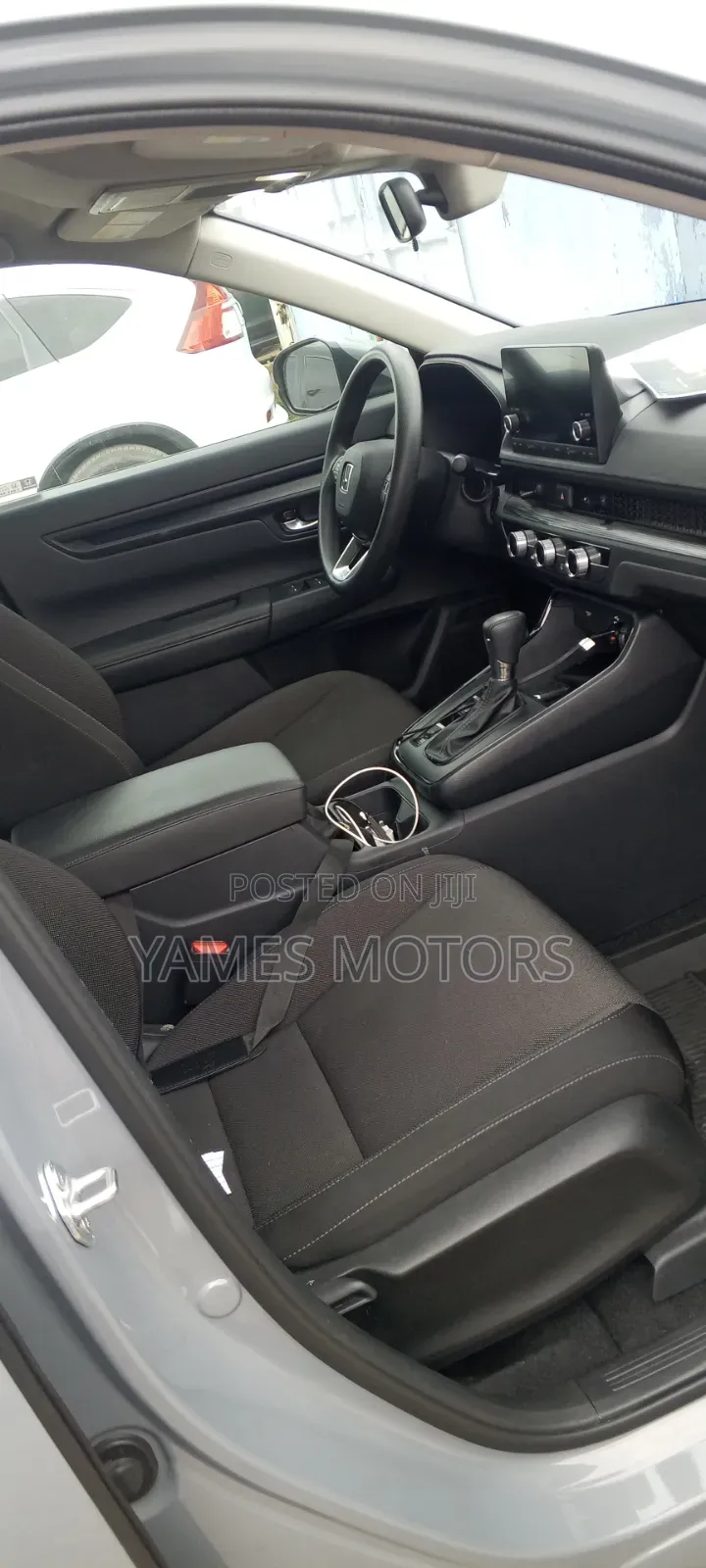 Honda CR-V 2024 Gray
