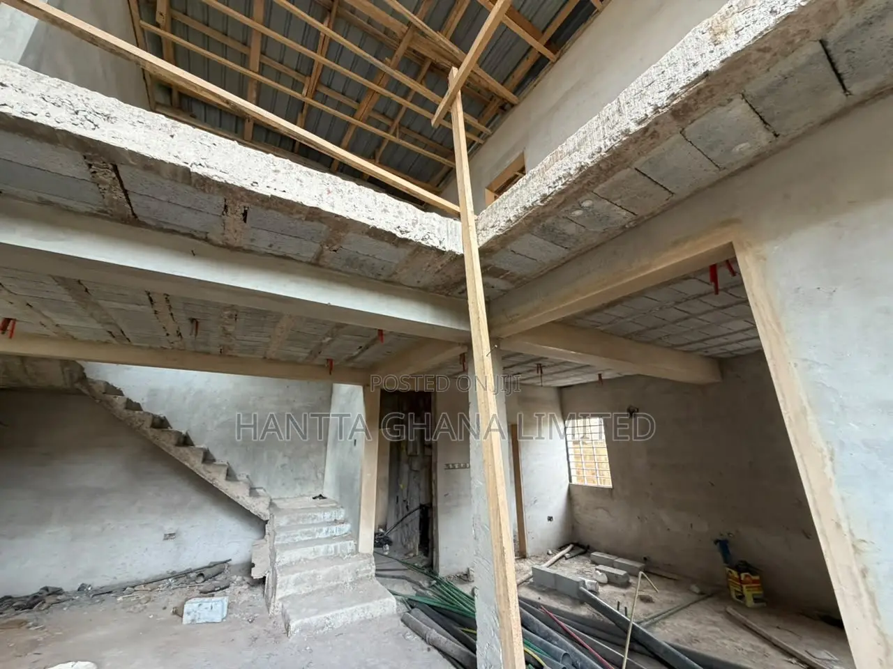 4bdrm House in Adenta, Housing Down for sale