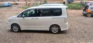 Toyota Voxy 2013 White
