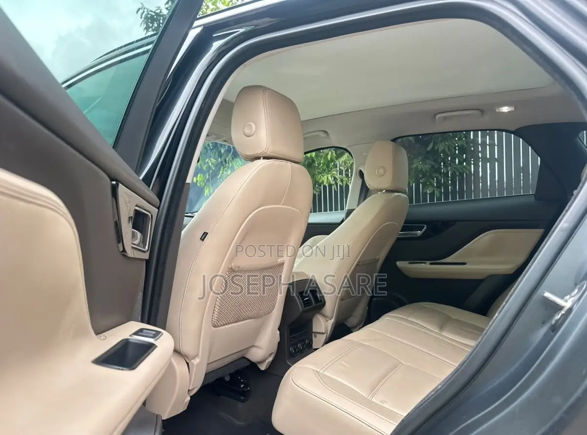 Jaguar XE 2018 Black
