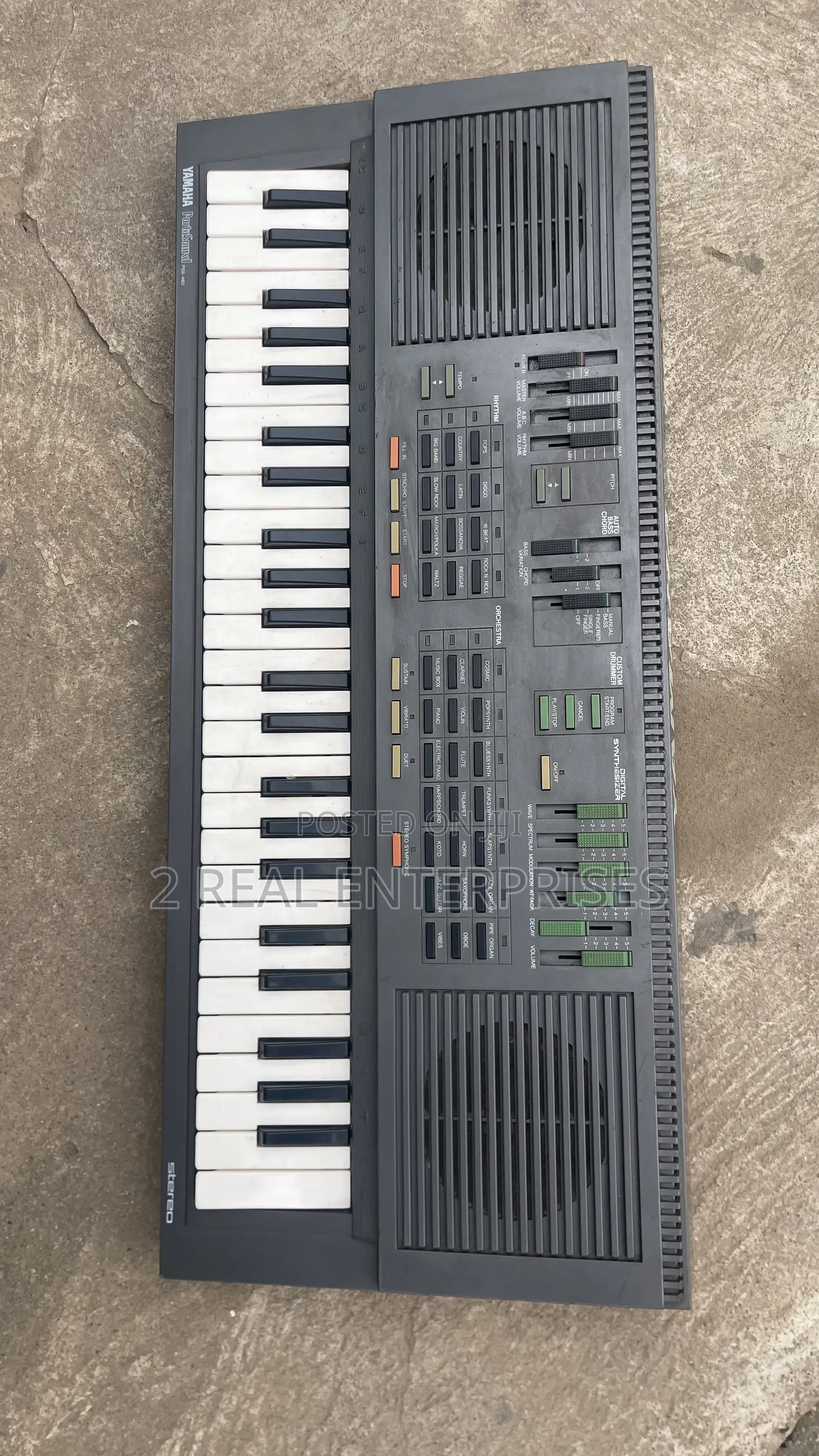 Yamaha PortaSound PSS-460 Electronic Keyboard