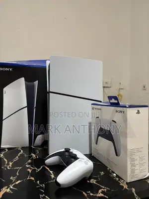 Play Station 5 Slim